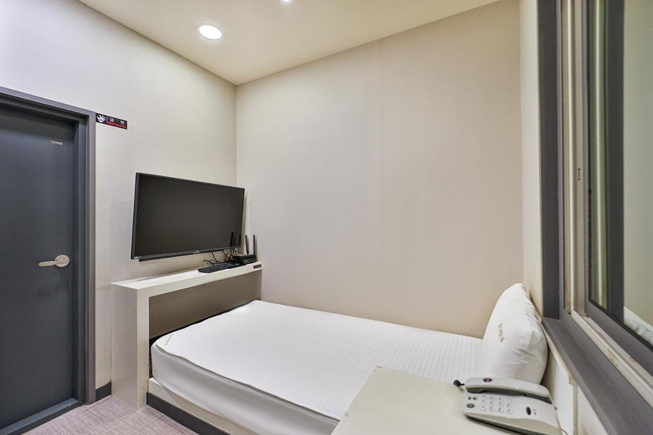 Top Motel Busan Esterno foto