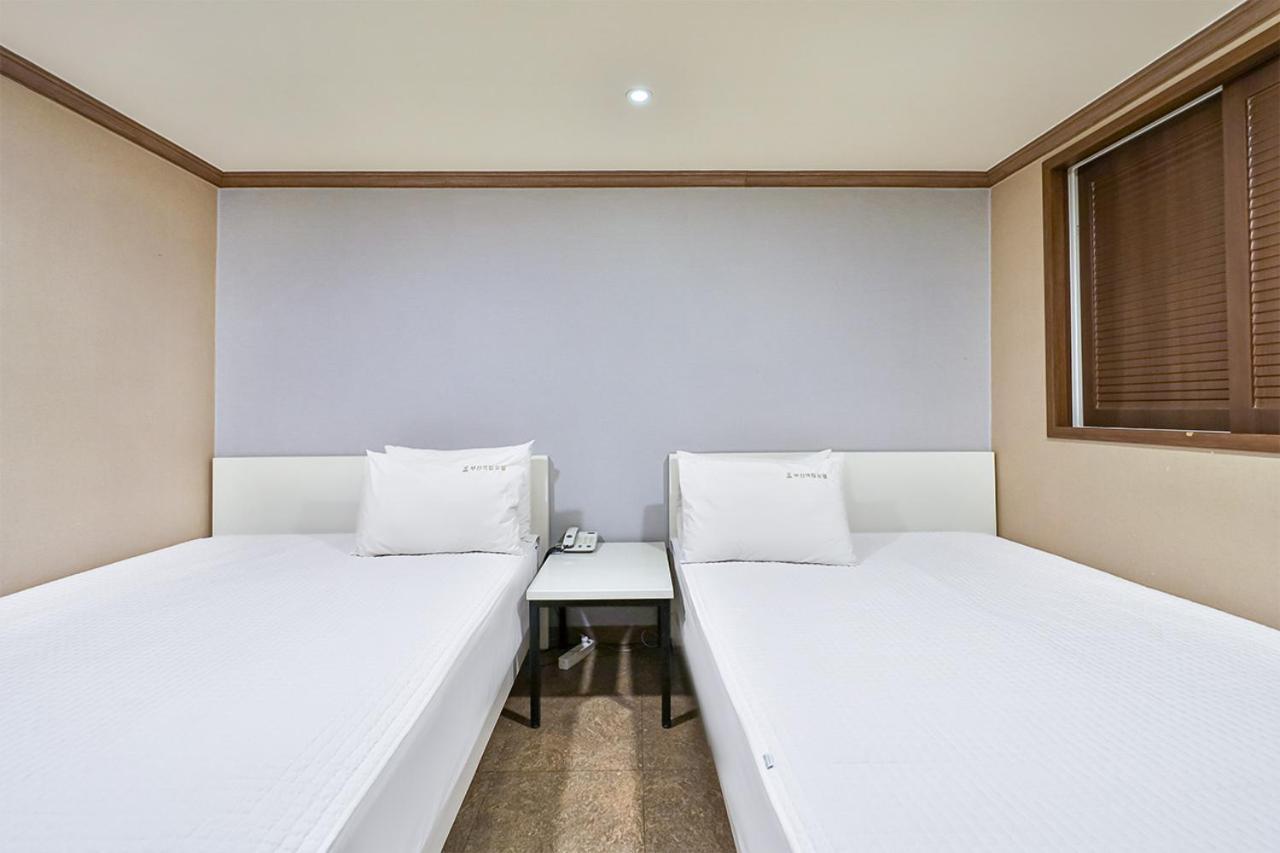 Top Motel Busan Esterno foto